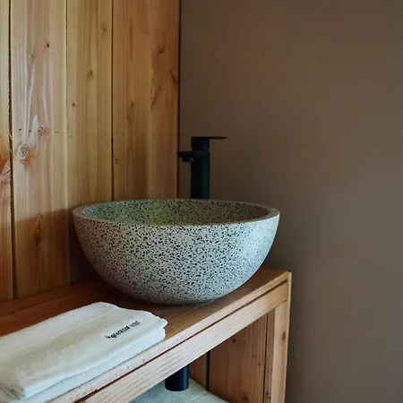 Stuga Lodge *